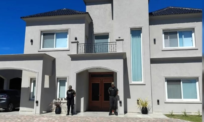 Desarticulan una mega organización dedicada al juego ilegal en línea: 53 allanamientos y 18 detenciones | Actualidad