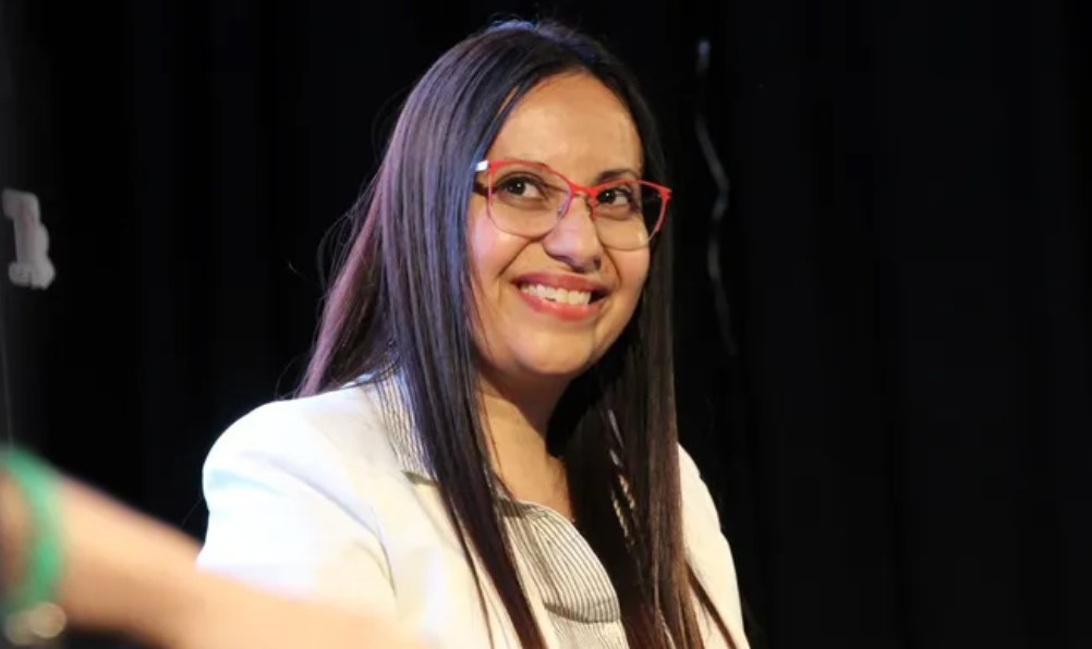 Denuncian a la rectora de la UNLaR por asumir el cargo sin cumplir los requisitos legales | Actualidad