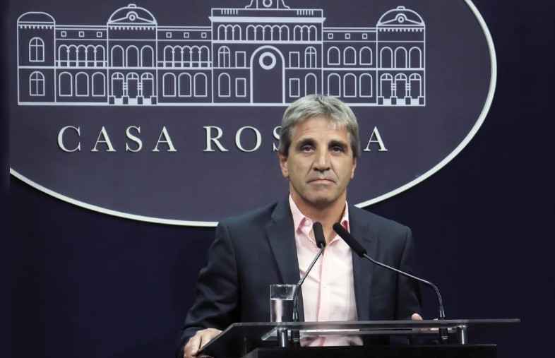 Luis Caputo: “El dólar a $1.500 es alto” | Economía