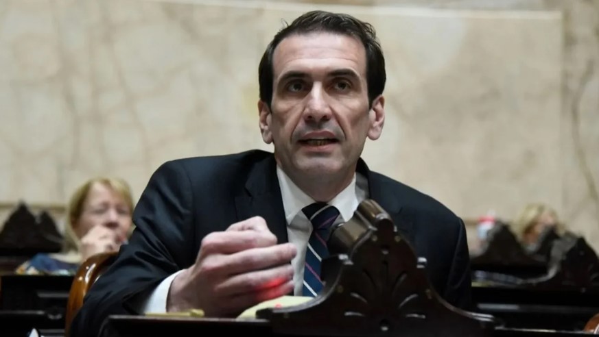 Asaltaron y golpearon al candidato libertario Pablo Cervi en Neuquén | Actualidad