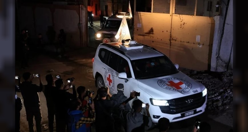 La Cruz Roja trasladó a Israel el cuerpo de un rehén entregado por Hamás | Internacionales