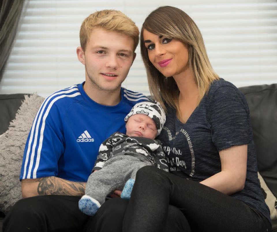 Tiene 31 años, quedó embarazada de un chico de 16: el chico hizo de partero en su casa | Curiosidades