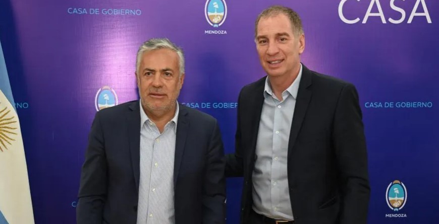 Santilli visitó a Cornejo, quien respaldó las reformas clave que busca Milei | Política