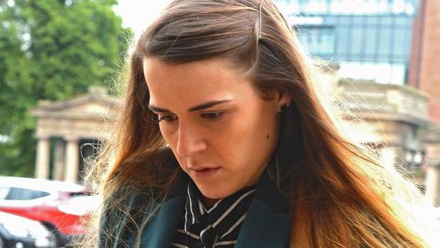 Seis años de cárcel por mantener relaciones sexuales haciéndose pasar por un hombre | Curiosidades