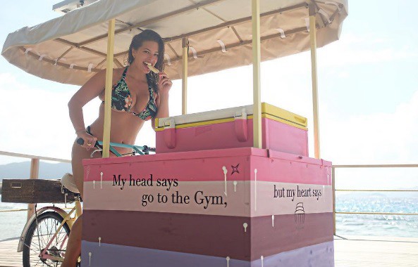 Como Ivana Nadal, la modelo Ashley Graham muestra su celulitis con orgullo | Espectáculos