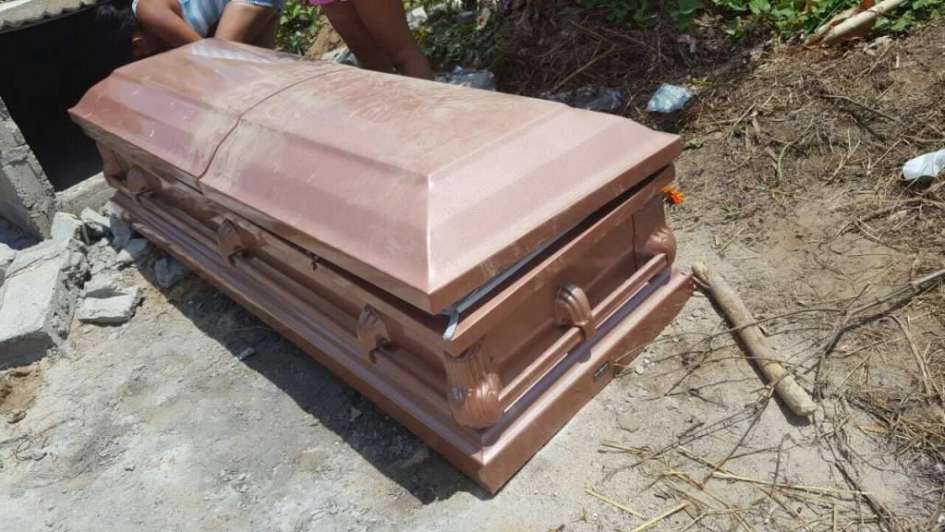 Misterioso ataúd fue encontrado en medio de la calle en La Pampa | Curiosidades