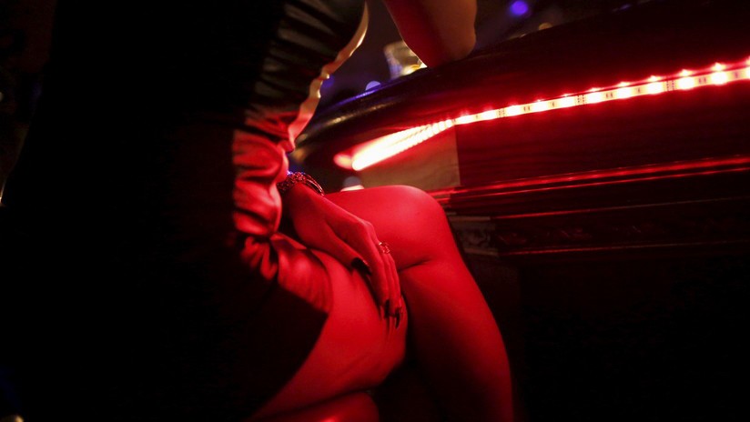 El caso del hombre que prendió la tele y descubrió que su esposa era prostituta | Curiosidades