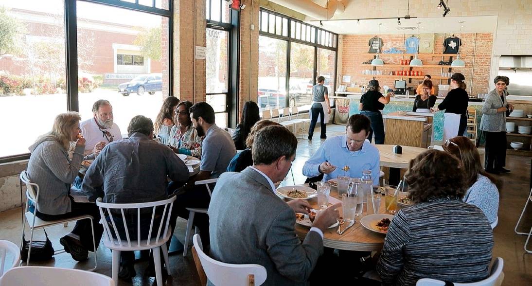 Restaurante solidario: "Pedimos a nuestros clientes que paguen lo que puedan" | Curiosidades