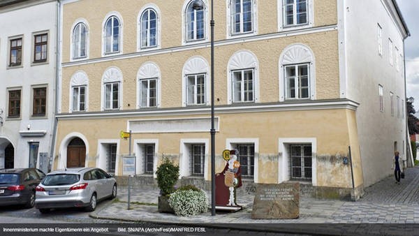 A 70 años de la muerte de Hitler, no saben qué hacer con la casa donde nació el dictador | Internacionales