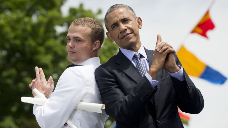 Obama posó como James Bond | Internacionales