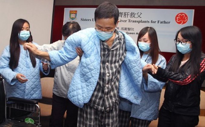 Trasplante: recibió un hígado reconstruido con partes de órganos de sus hijas | Internacionales