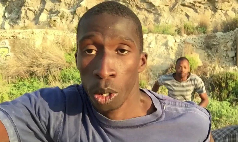 Polémica por el drama de un "inmigrante" ilegal africano que subió su travesía a Instagram | Internacionales