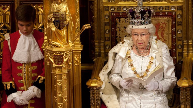 El nuevo objetivo del Estado Islámico: asesinar a la reina de Inglaterra | Internacionales