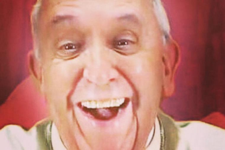 El Papa publicó su primera selfie en Instagram y revolucionó a la red social | Internacionales