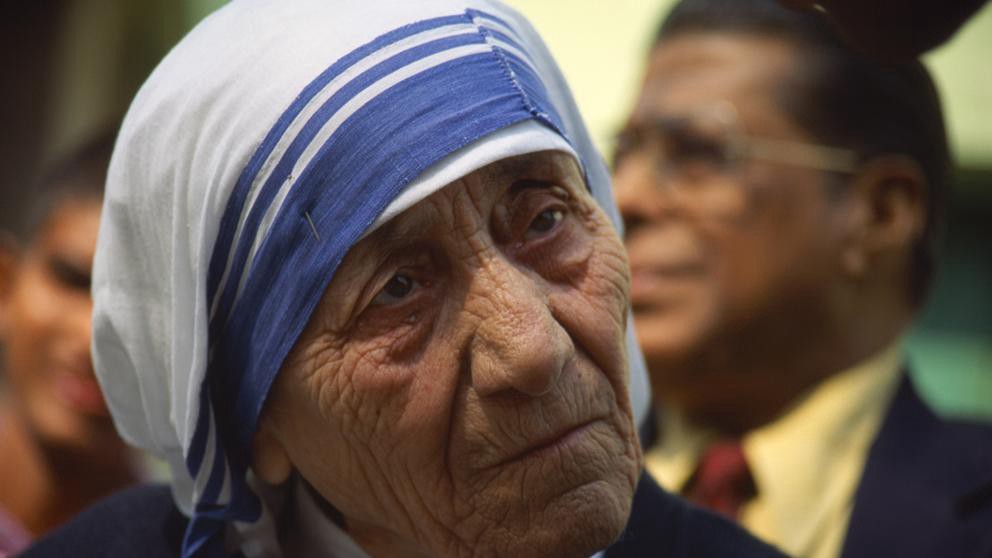 Los milagros aprobados que harán que Teresa de Calcuta se convierta en santa | Internacionales