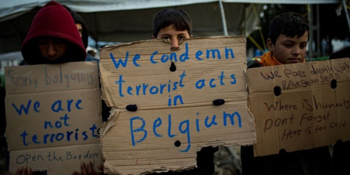 "No somos terroristas, somos humanos”: los mensajes que envían refugiados | Internacionales