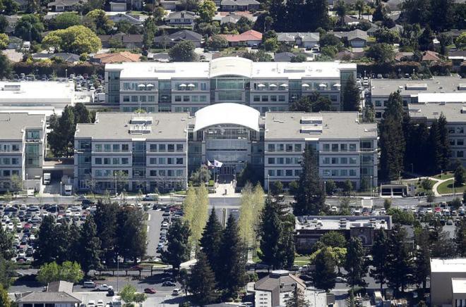 Encuentran un cadáver en una sala de conferencias de la sede central de Apple | Internacionales