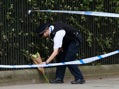 Noche de miedo en Londres por un ataque con cuchillo: una mujer muerta y cinco heridos | Internacionales