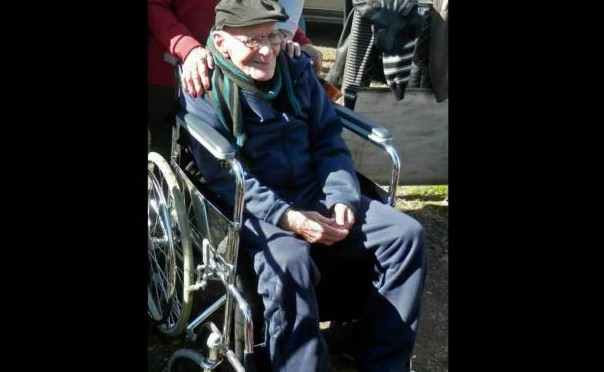 Casi el doble: Un uruguayo de 102 años se casa con una vecina de 56 | Internacionales