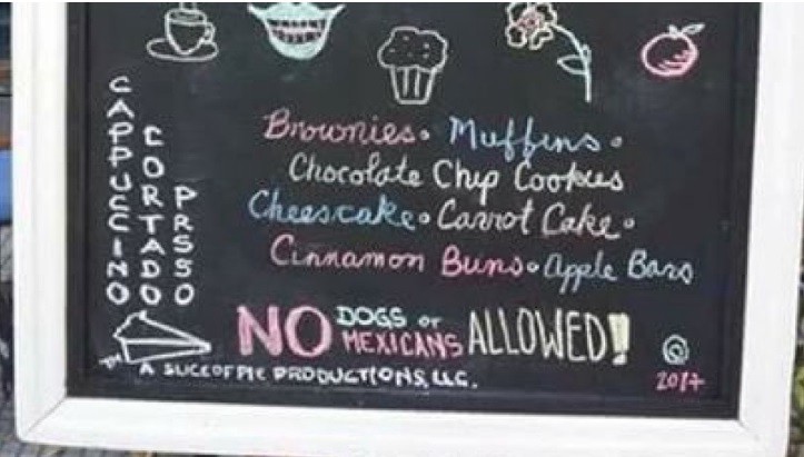 "No se admiten perros ni mexicanos": polémico cartel en un bar | Internacionales