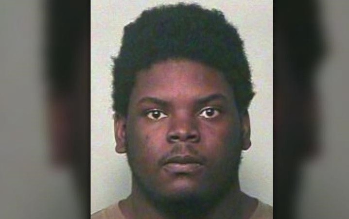 Un hombre trataba de ahogar a sus bebés y lo mató un vecino | Internacionales