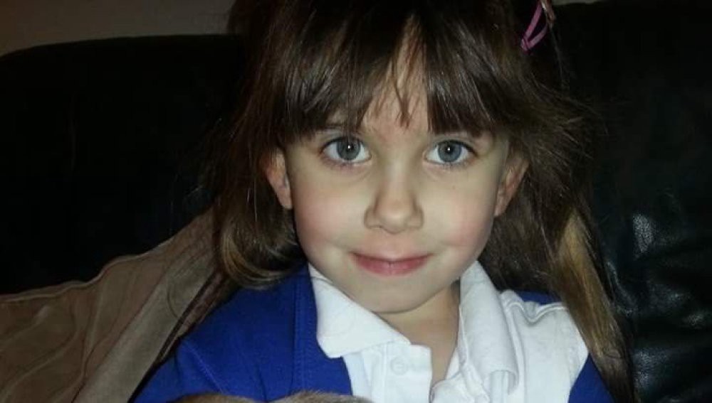 Adolescente confesó haber asfixiado y acuchillado hasta matar a una nena de siete años en un parque | Internacionales