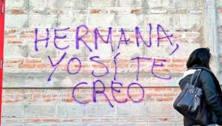 "No estás sola, yo sí te creo": conmoción por el caso de una chica que denunció una violación múltiple en San Fermín | Internacionales