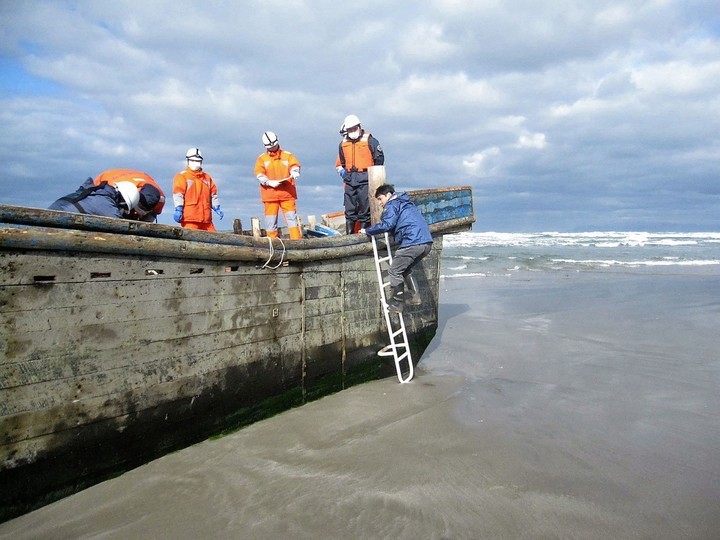 Un barco fantasma con ocho cadáveres a bordo llegó a las costas de Japón | Internacionales