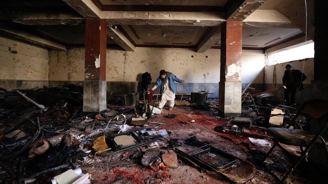 Atentado suicida en un centro cultural de Kabul: hay 41 muertos | Internacionales