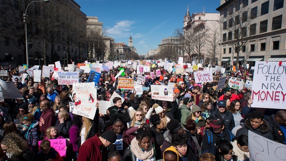 Estados Unidos: masivas marchas de jóvenes contra las armas | Internacionales