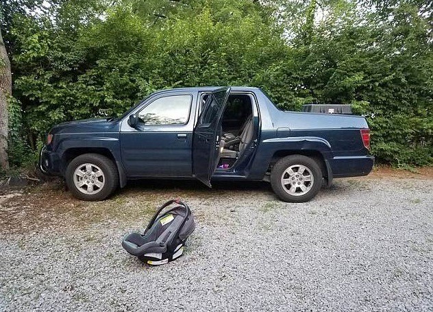 Dejó a su hija de un año en el coche y murió por el calor | Internacionales