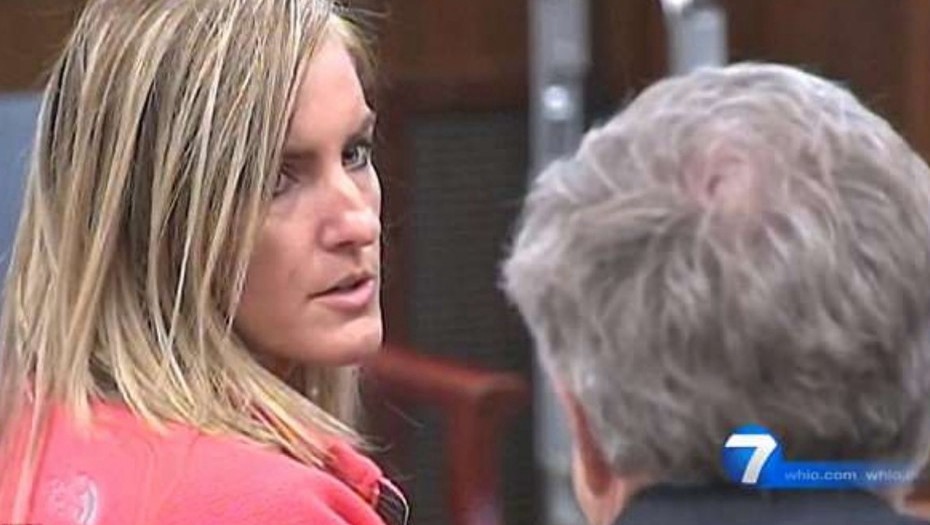 Una profesora tuvo sexo con un alumno de 14 años en el aula hasta que fue interrumpida por el director | Internacionales