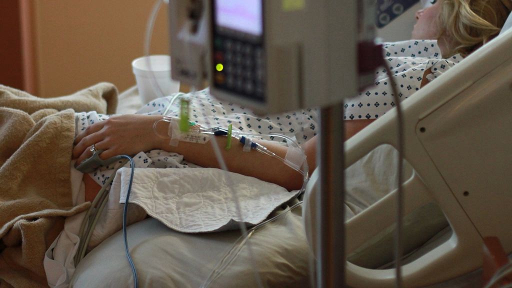 Iba a abortar en una clínica especializada en Estados Unidos y terminó dando a luz a su bebé | Internacionales