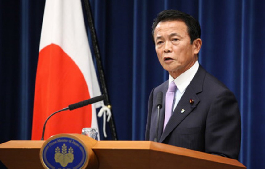 Ministro japonés devolverá el sueldo de un año por manipulación de datos en su organismo | Internacionales