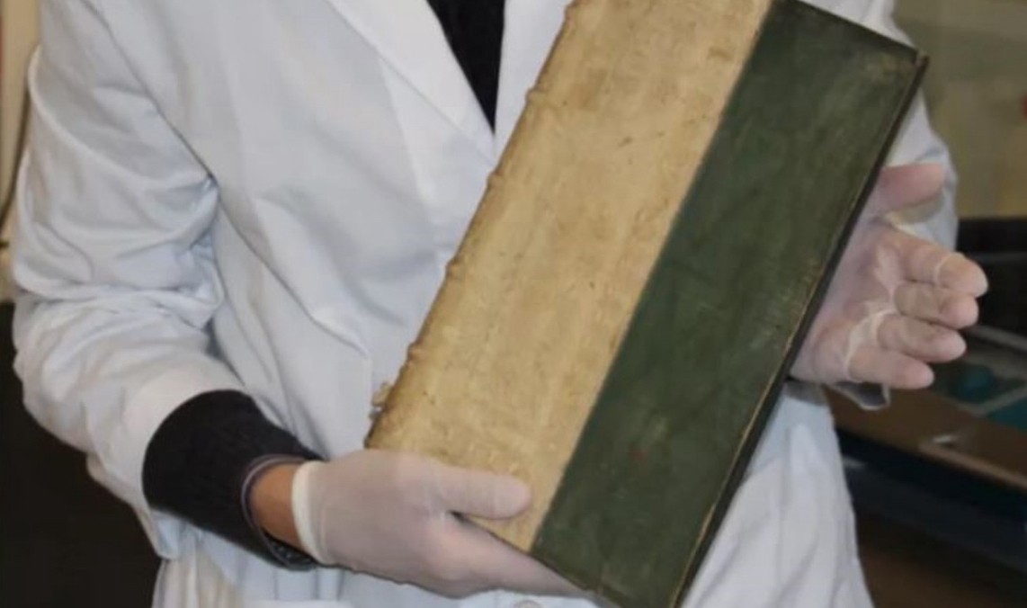 Descubrieron una biblioteca con libros envenenados en Dinamarca | Internacionales