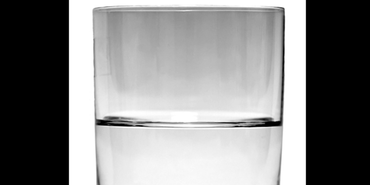 "¿Cuánto pesa este vaso?": el relato sobre el estrés que se volvió viral en Facebook | Redes