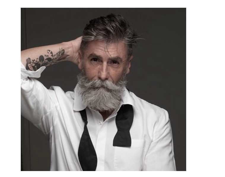 El modelo francés de 60 años que conquista Estados Unidos sin saberlo | Redes