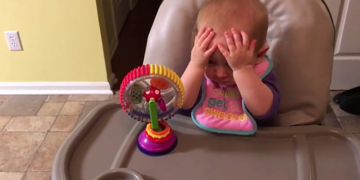 La desopilante reacción de una bebé al probar brócoli por primera vez | Redes