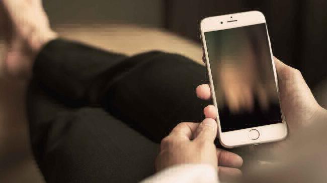 Transmitieron una violación grupal a una chica y nadie lo denunció | Redes