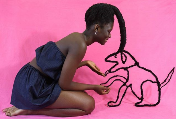 Crea esculturas con su propio pelo y la rompe en Instagram | Redes