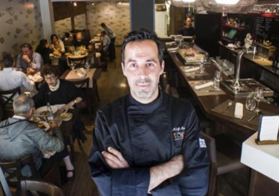 "Pedile dinero a tus padres": enojo en un restaurante con una "influencer" que quería comer gratis | Redes