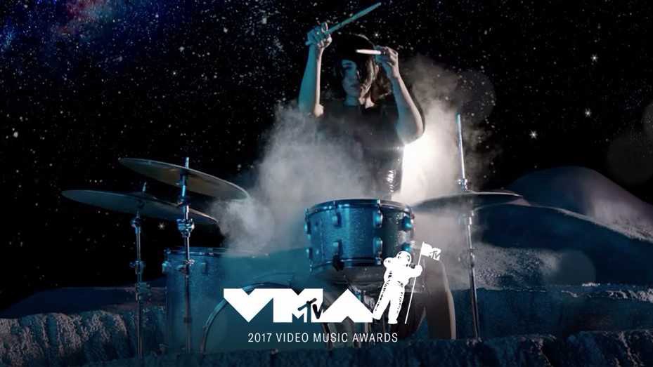 6 símbolos que no viste en el teaser de los VMAS 2017 | MTV News