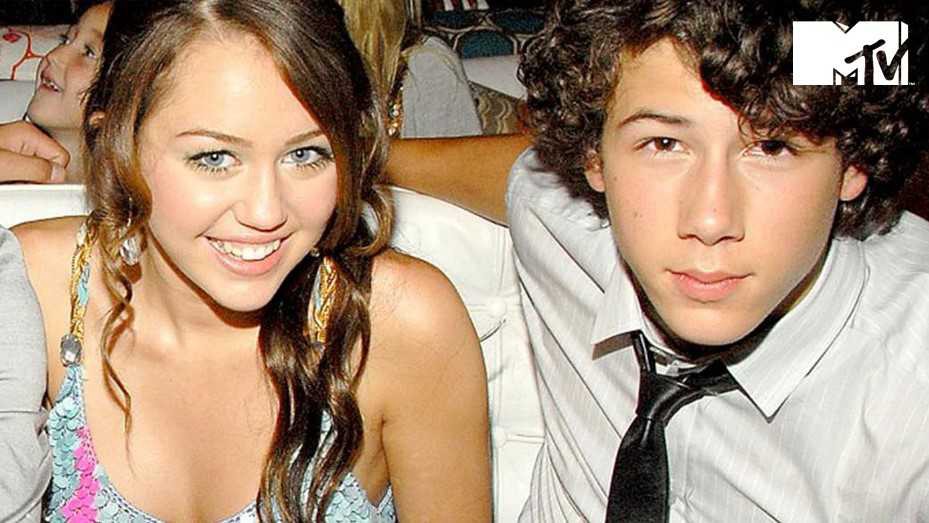 ¿Qué pensó Nick Jonas de la canción de Miley Cyrus hacia él? | MTV News