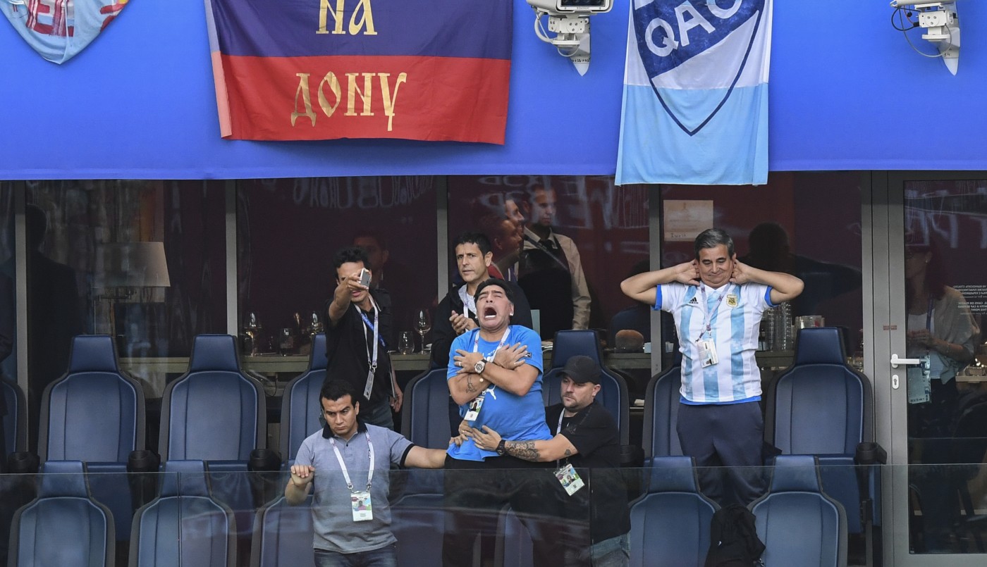 Maradona en la tribuna, un partido aparte | Rusia 2018