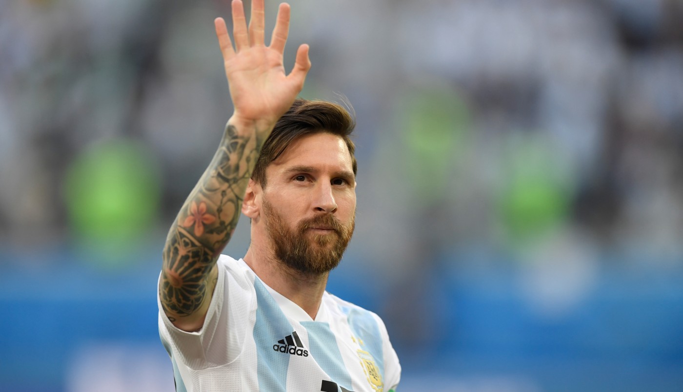 Video: la sonrisa cómplice de Messi en el himno | Rusia 2018