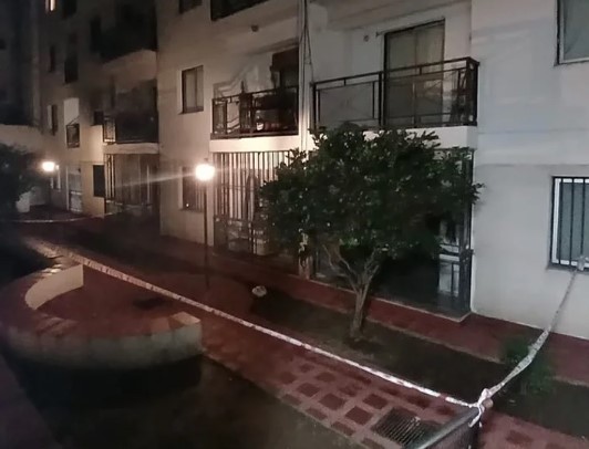 Córdoba: entró a robar una casa y tiró a la víctima por el balcón | Actualidad