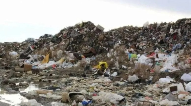 Una joven de 19 años falleció tras consumir comida de un basural en Caleta Olivia | Actualidad