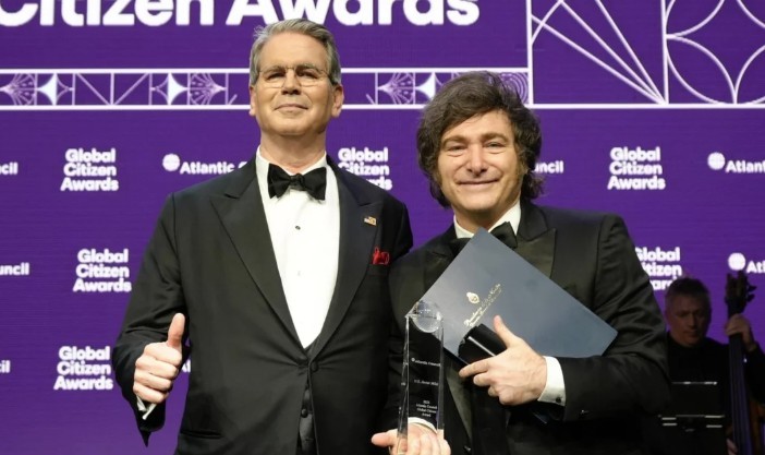 Bessent elogió a Milei: "Está pasando de ser un gran pensador a convertirse en un político de gran nivel" | Política