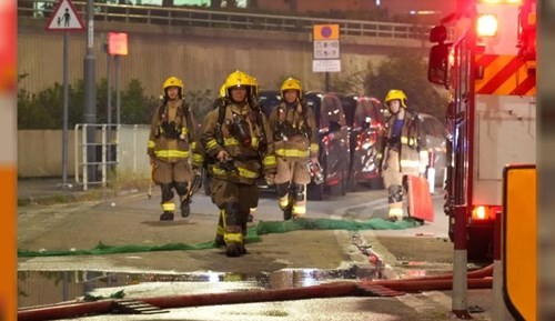 Al menos 23 muertos por un incendio en un club nocturno en India | Internacionales