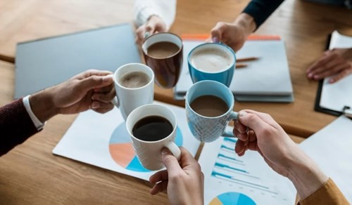 España: La Justicia confirmó derecho a 15 minutos de cortesía y pausa del café | Internacionales